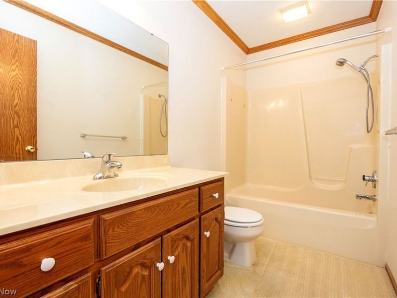 1825 Paradise Road, Unit 702, Orrville, OH 44667 Photo 11