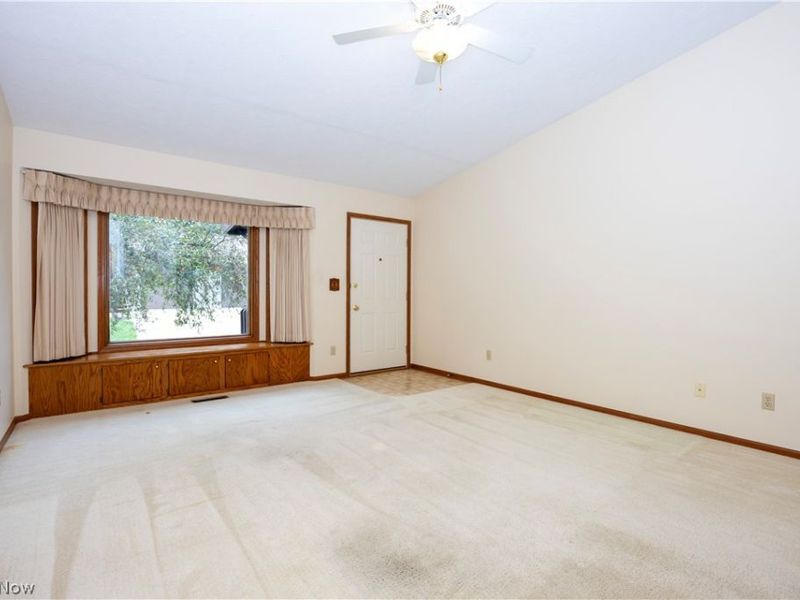 1825 Paradise Road, Unit 702, Orrville, OH 44667 Photo 2