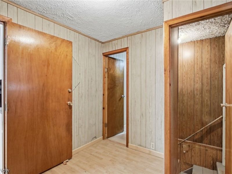 6609 Lansing Avenue, Cleveland, OH 44105 Photo 14