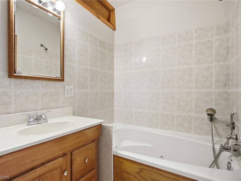 6609 Lansing Avenue, Cleveland, OH 44105 Photo 20