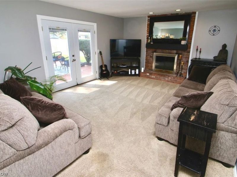7882 Richwood Drive, Mentor on the Lake, OH 44060 Photo 13