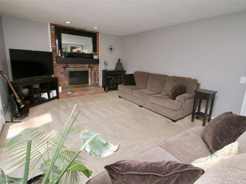 7882 Richwood Drive, Mentor on the Lake, OH 44060 Photo 14