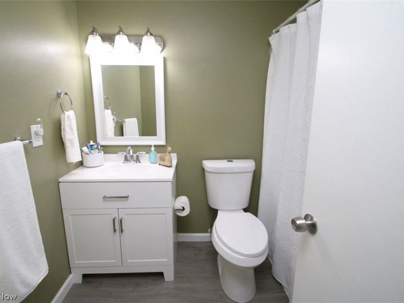 7882 Richwood Drive, Mentor on the Lake, OH 44060 Photo 24