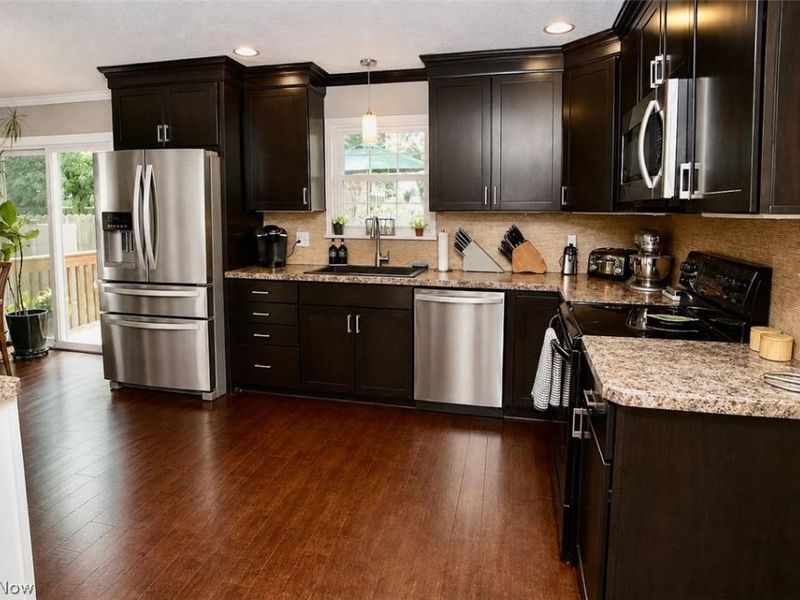 7882 Richwood Drive, Mentor on the Lake, OH 44060 Photo 8