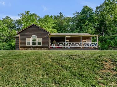 690 Finnell Pike, Georgetown, KY 40324