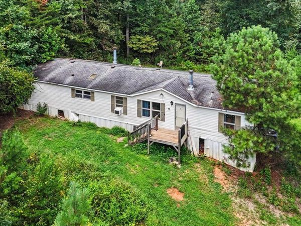 276 Wilderness Camp Road SE, White, GA 30184