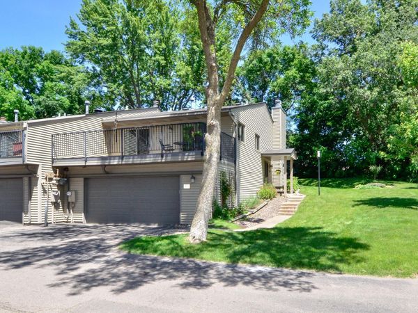 4406 Arden View Court, Arden Hills, MN 55112