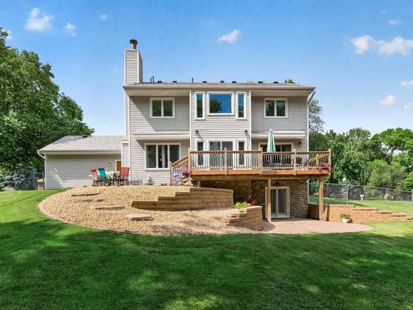18425 Harrogate Drive , Eden Prairie, MN 55346