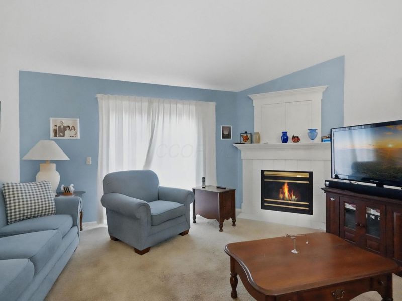 6755 Palmer Drive NW, Canton, OH 44718 Photo 2