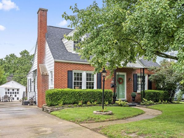 867 S Broadleigh Road , Columbus, OH 43209