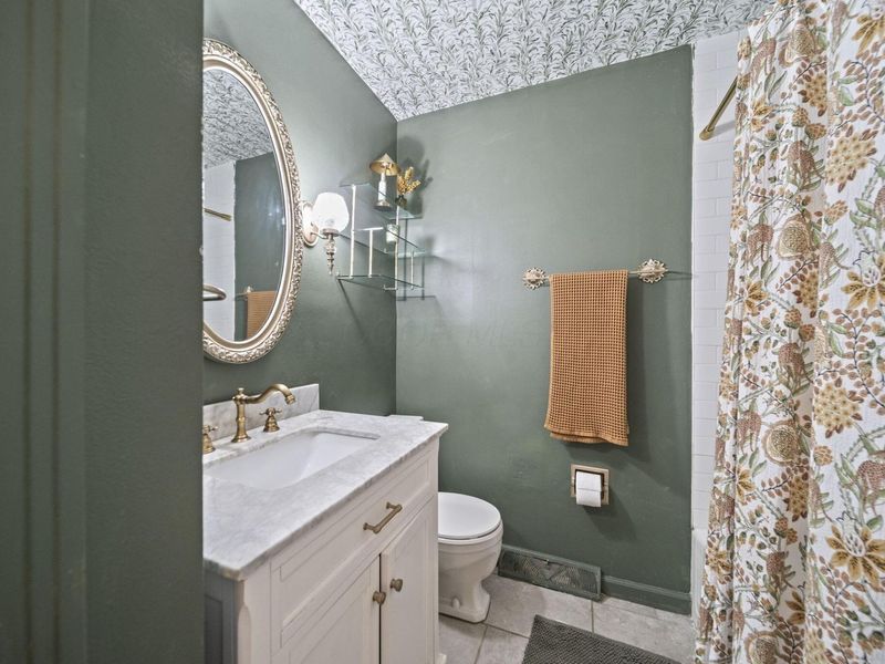 867 S Broadleigh Road, Columbus, OH 43209 Photo 28