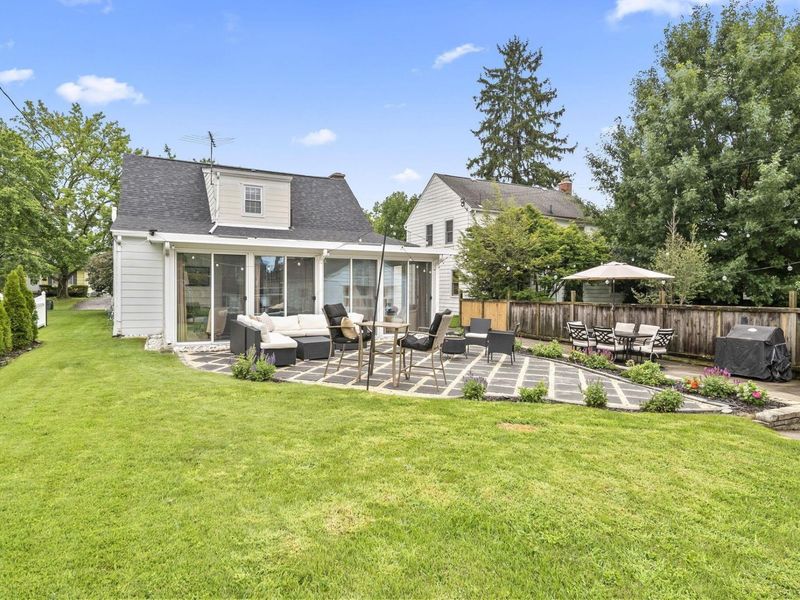 867 S Broadleigh Road, Columbus, OH 43209 Photo 4
