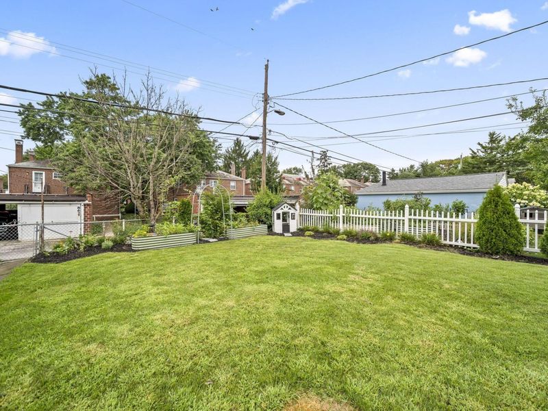 867 S Broadleigh Road, Columbus, OH 43209 Photo 50