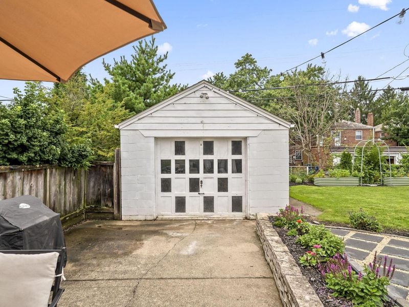 867 S Broadleigh Road, Columbus, OH 43209 Photo 52