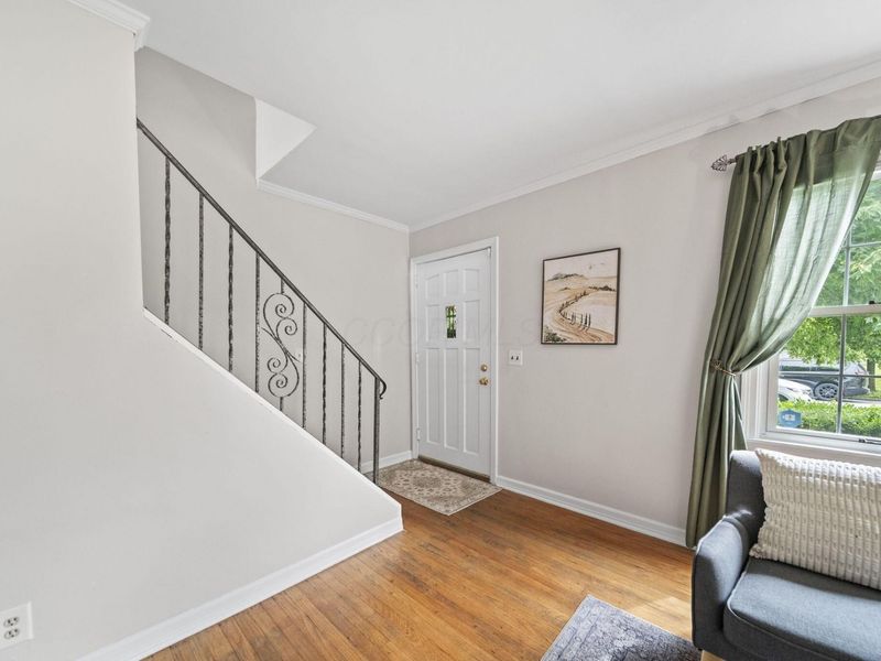 867 S Broadleigh Road, Columbus, OH 43209 Photo 8