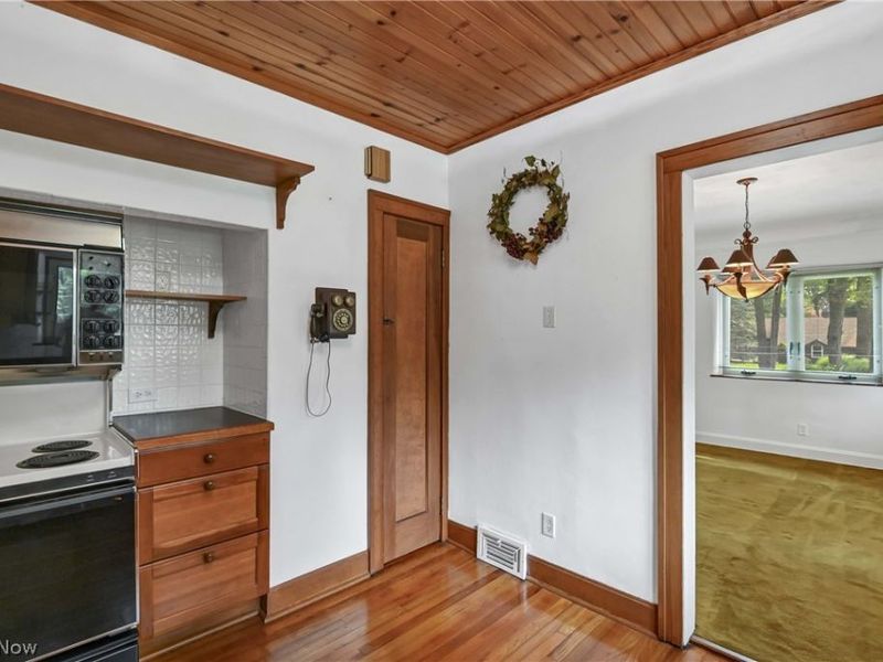 4584 Martin Drive , North Olmsted, OH 44070 Photo 16