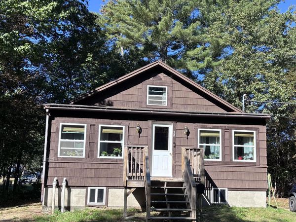 28 Winter Street, Madison, ME 04950
