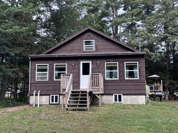 28 Winter Street, Madison, ME 04950