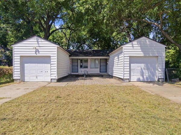1830 N Martin Luther King Jr Boulevard E, Tulsa, OK 74106