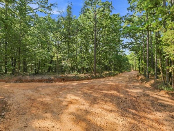 45 Buck Creek Road , Moyers, OK 74557
