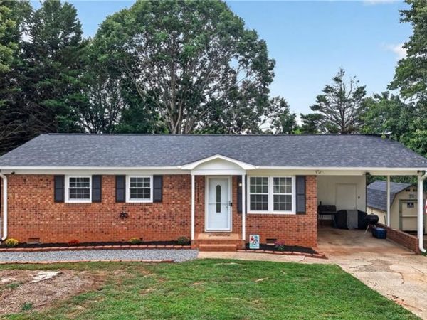 3775 Runway Drive , Sophia, NC 27350