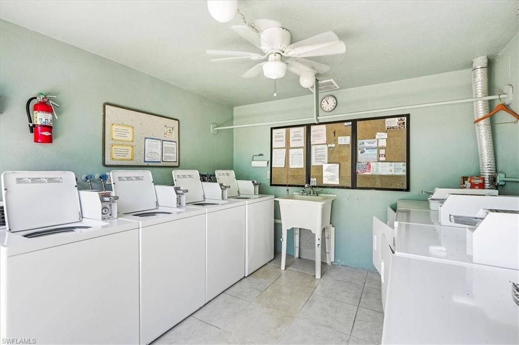 653 12th Ave S, Unit 653, Naples, FL 34102 Photo