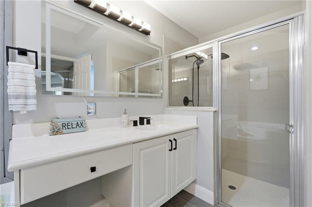 1425 Mariposa Cir, Unit 101, Naples, FL 34105 Photo