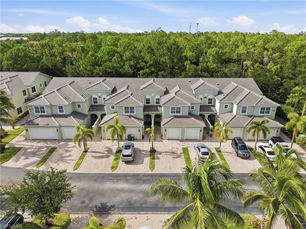1425 Mariposa Cir, Unit 101, Naples, FL 34105 Photo