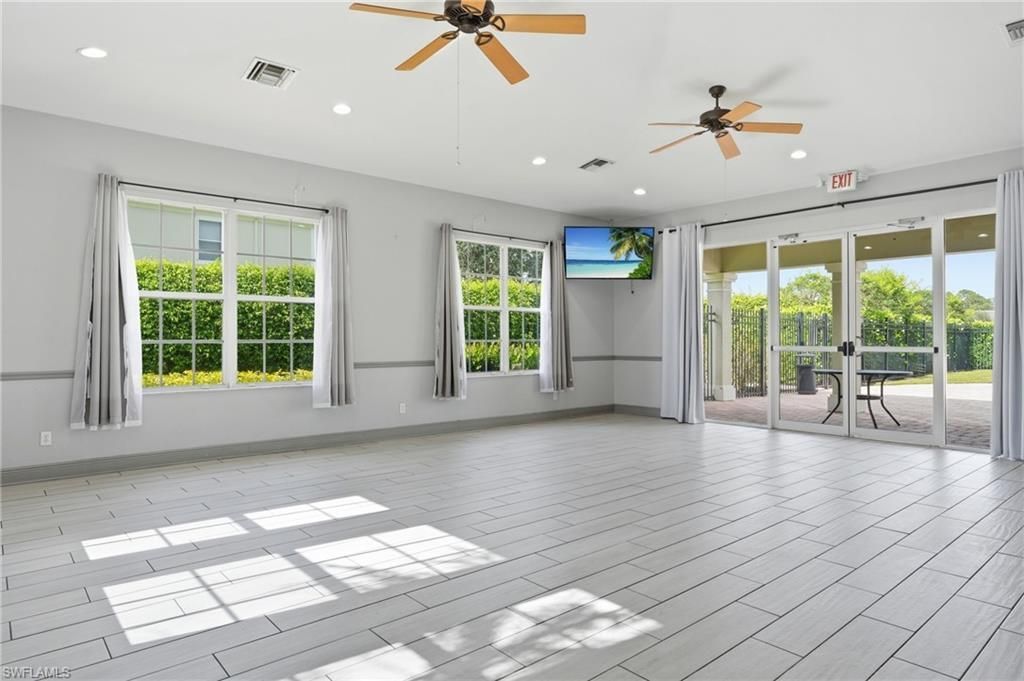 1425 Mariposa Cir, Unit 101, Naples, FL 34105 Photo