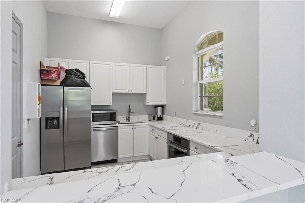 1425 Mariposa Cir, Unit 101, Naples, FL 34105 Photo