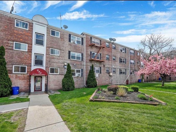 66-12 Grand Central Parkway, Unit 1B, Forest Hills, NY 11375