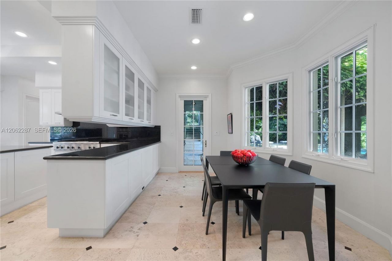 3460 S Moorings Way , Miami, FL 33133 Photo