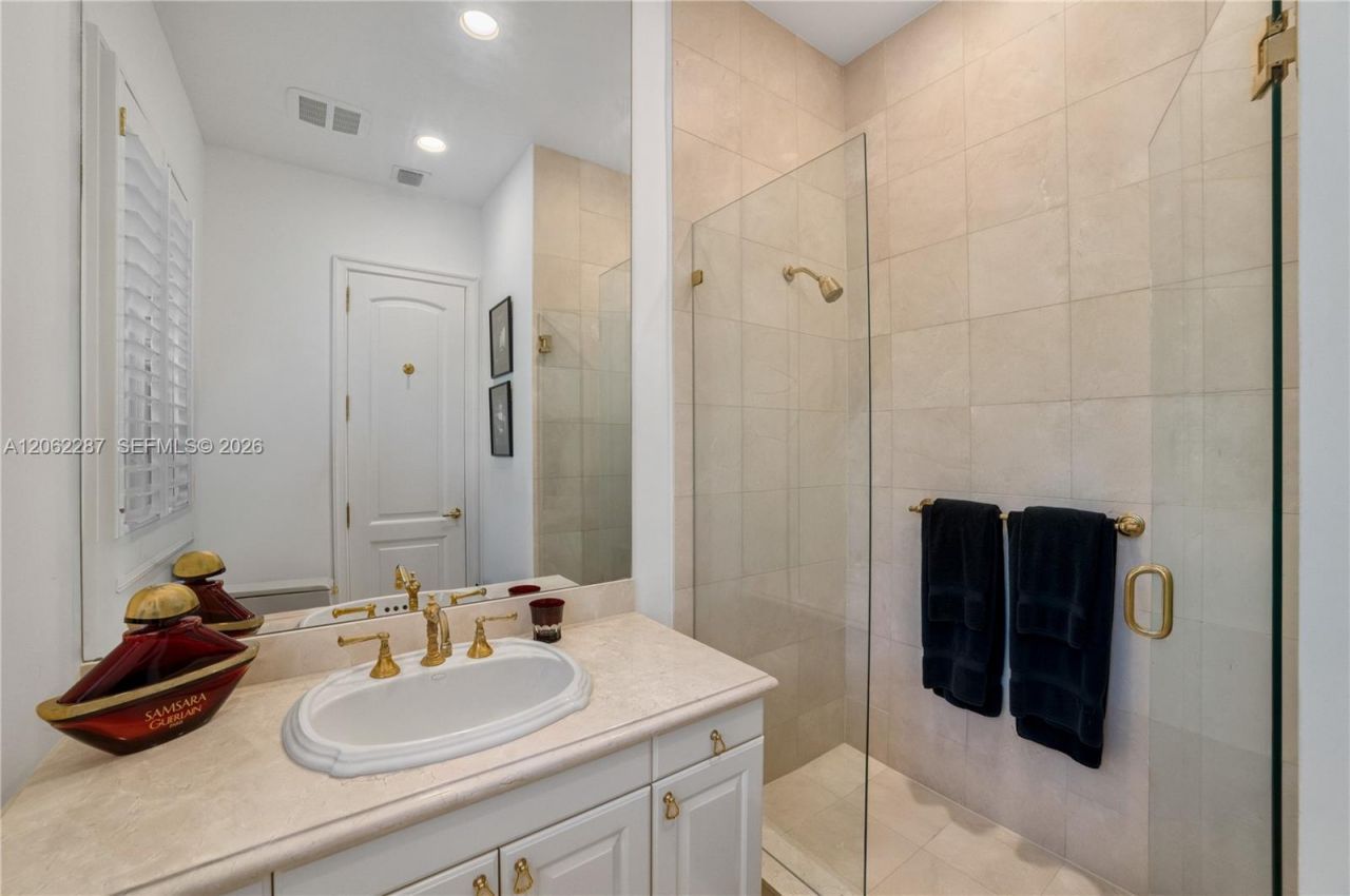 3460 S Moorings Way , Miami, FL 33133 Photo