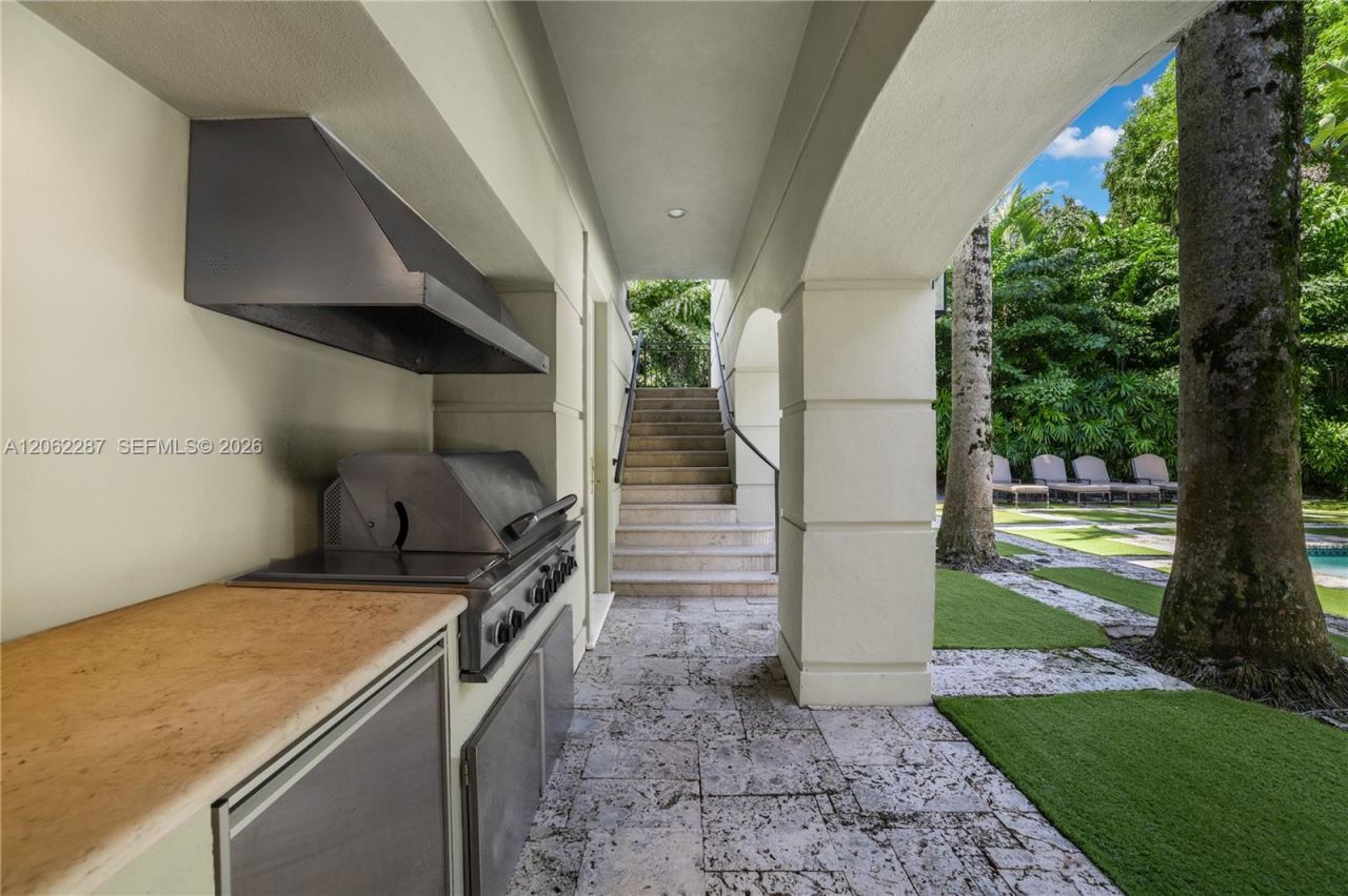 3460 S Moorings Way , Miami, FL 33133 Photo
