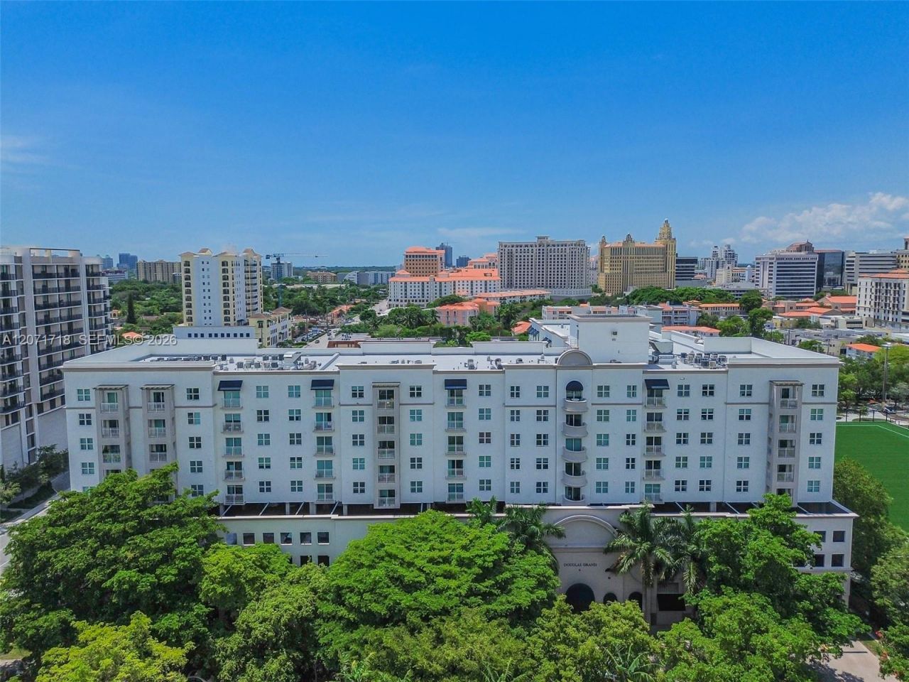 50 Menores Ave, Unit 820, Coral Gables, FL 33134 Photo