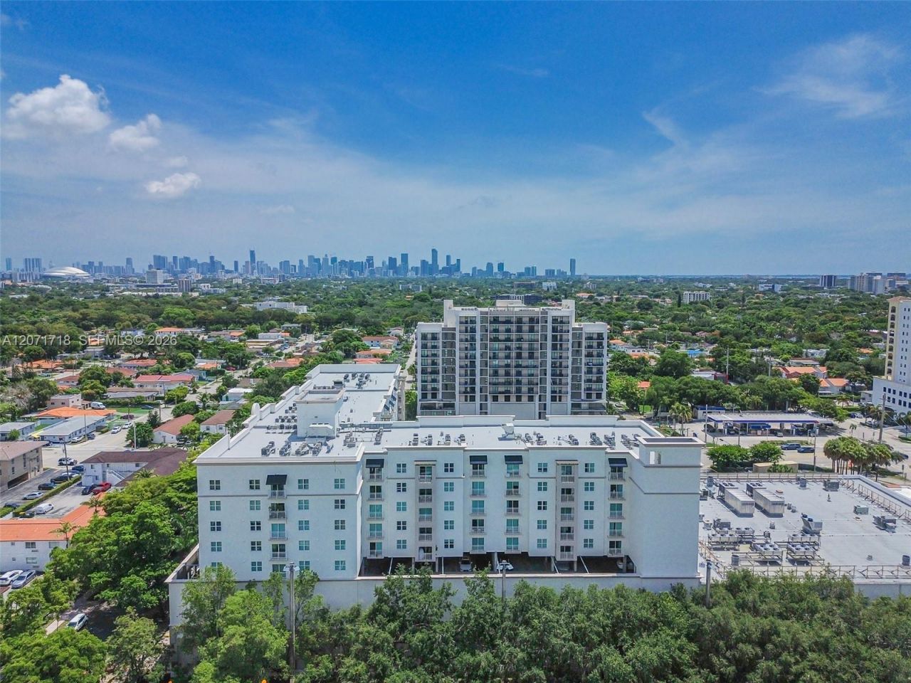 50 Menores Ave, Unit 820, Coral Gables, FL 33134 Photo