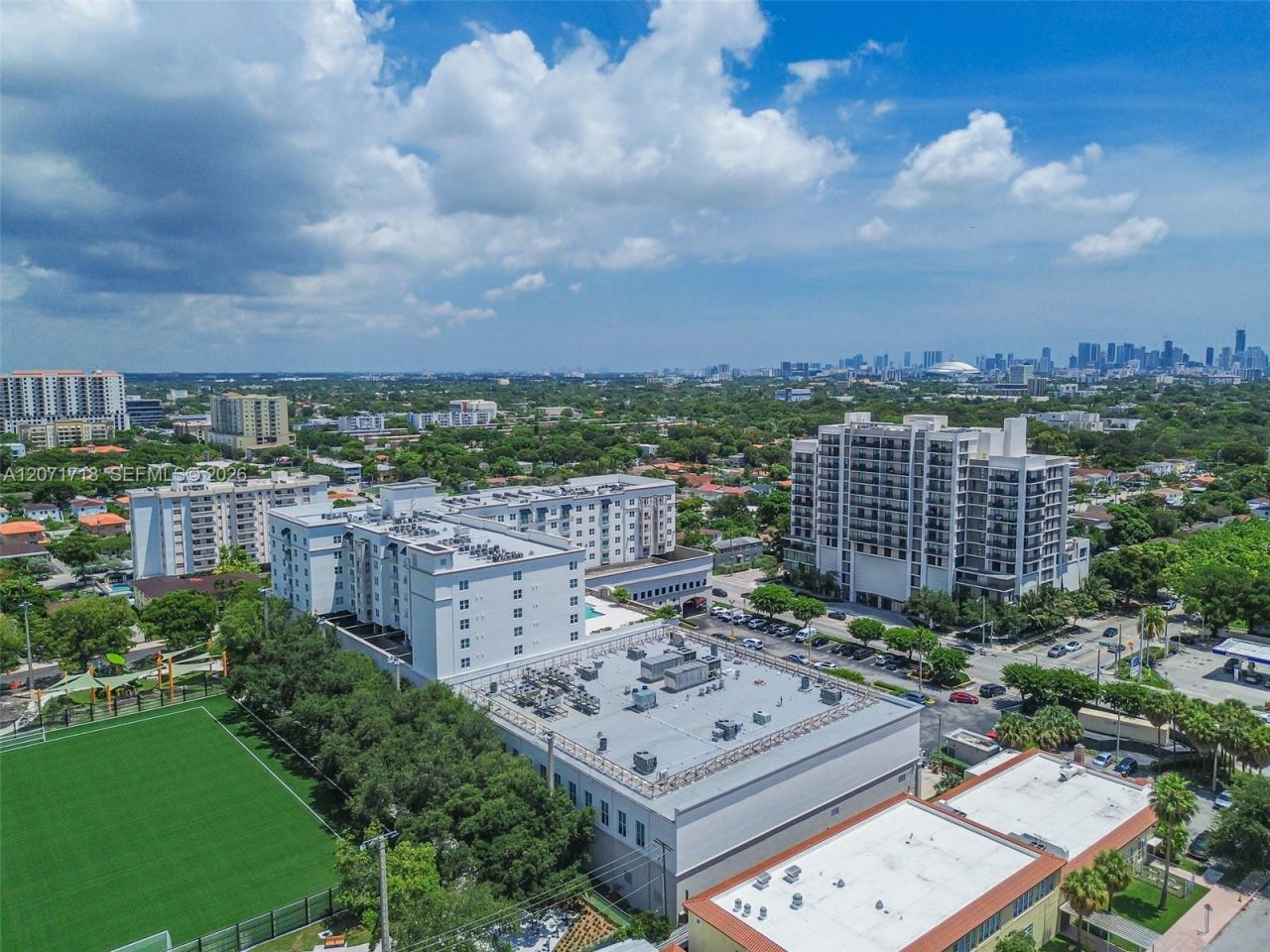 50 Menores Ave, Unit 820, Coral Gables, FL 33134 Photo