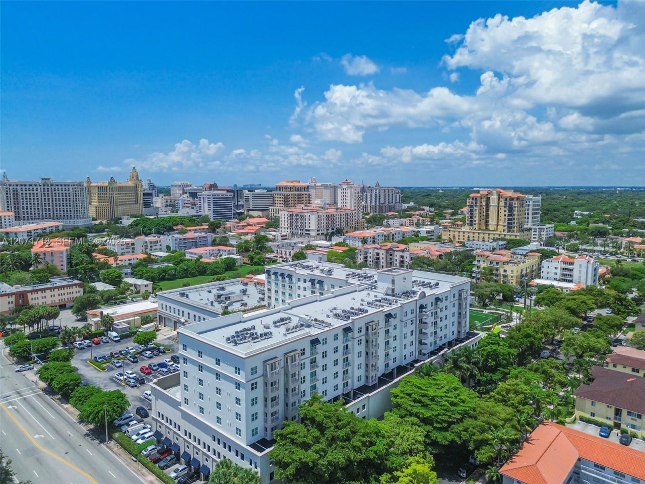 50 Menores Ave, Unit 820, Coral Gables, FL 33134 Photo