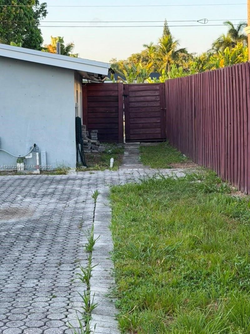 3161 Riverland Rd, Fort Lauderdale, FL 33312 Photo