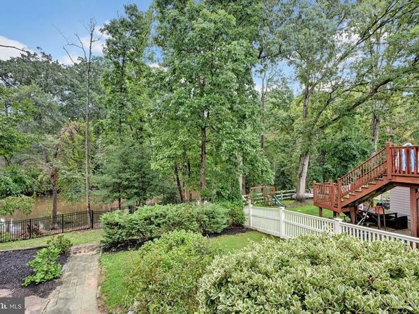 637 WHITTIER PARKWAY, SEVERNA PARK, MD 21146