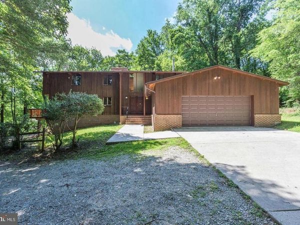 6022 MUNSON HILL ROAD, FALLS CHURCH, VA 22041