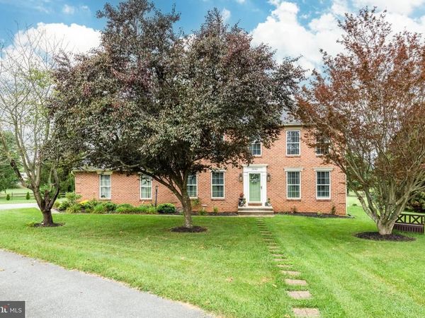 2092 TRIPLE GREEN COURT, HAMPSTEAD, MD 21074