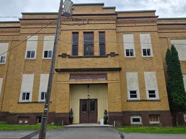 300 W FRACK STREET, Unit 1A, FRACKVILLE, PA 17931