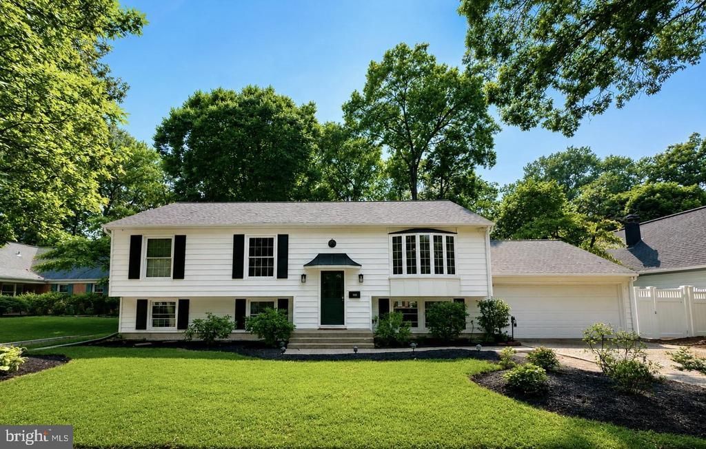 1553 FARLOW AVENUE, CROFTON, MD 21114
