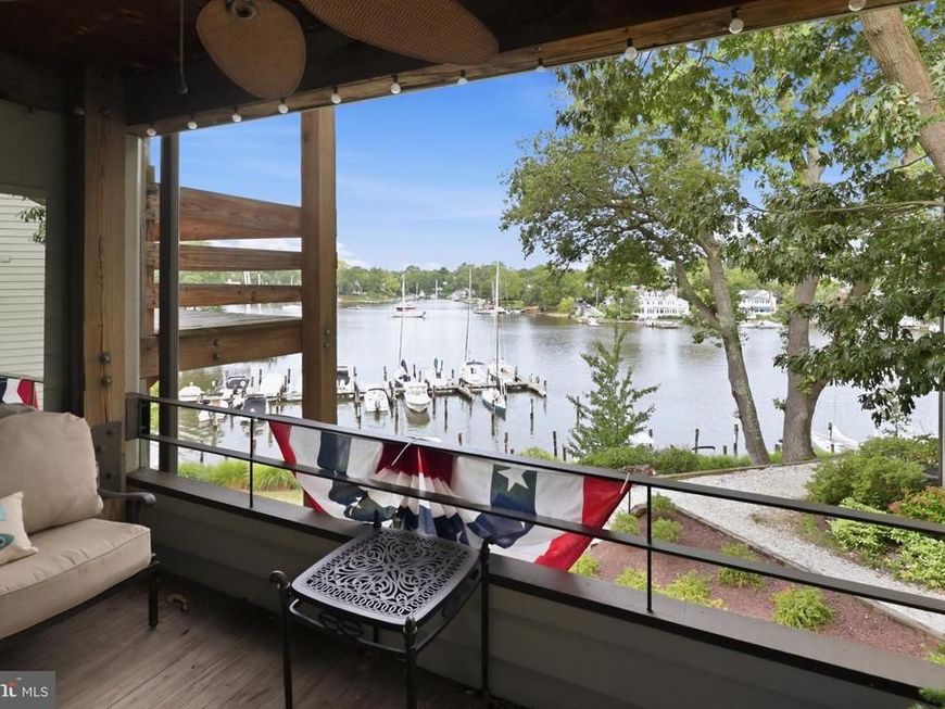 5 President Point Drive, Unit A2, Annapolis, MD 21403 Main Photo
