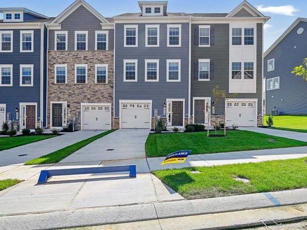 4 MERION AVENUE , ROSEDALE, MD 21237