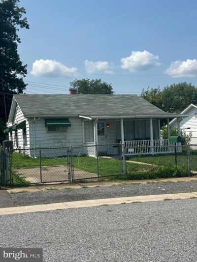 3 DIHEDRAL , MIDDLE RIVER, MD 21220