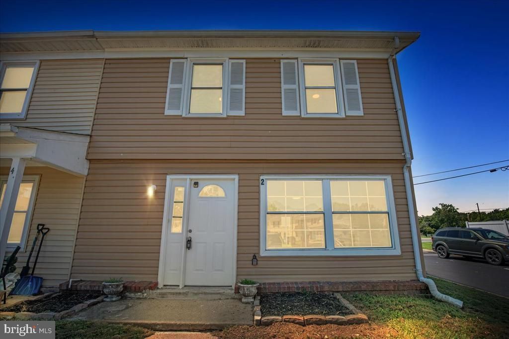 2 PARK SQUARE COURT , INDIAN HEAD, MD 20640
