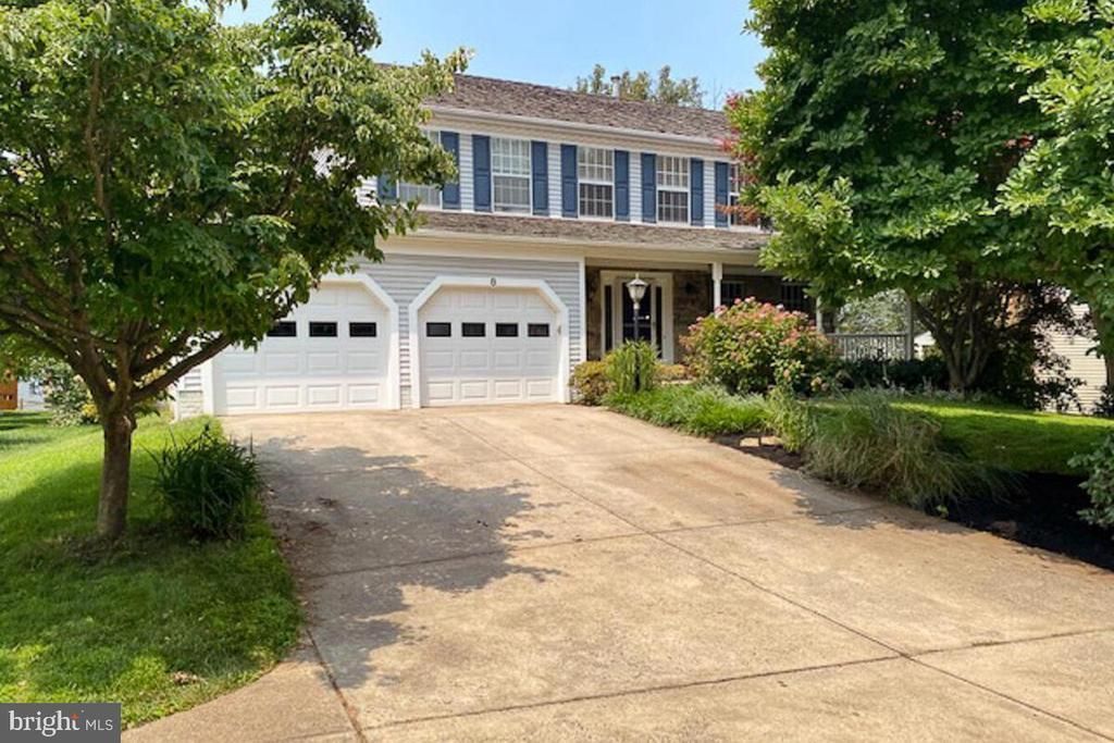 8 SHIPWRIGHT COURT , GAITHERSBURG, MD 20877