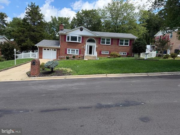 11606 ZAREH DRIVE, CLINTON, MD 20735